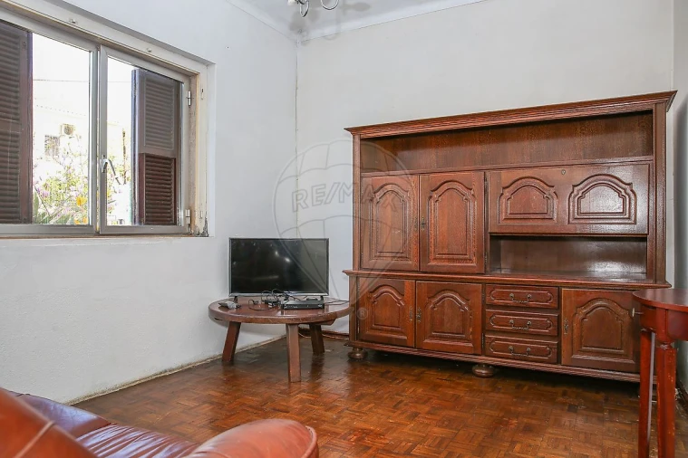 Moradia T6 para Venda em Arruda dos Vinhos Foto 5