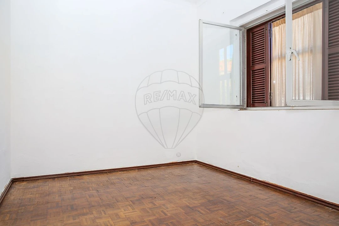 Moradia T6 para Venda em Arruda dos Vinhos Foto 11