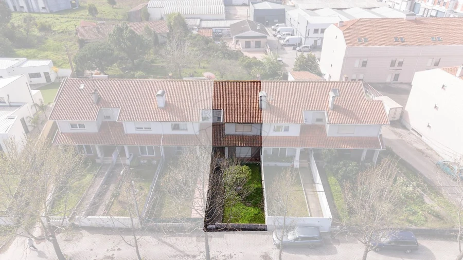 Moradia T3 para Venda em Santa Joana Foto 5