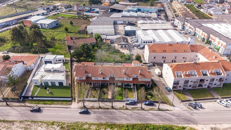 Moradia T3 para Venda em Santa Joana Foto 4