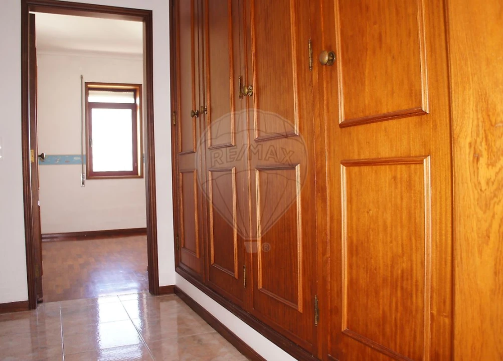 Apartamento T2 para Arrendamento em Glória e Vera Cruz Foto 17