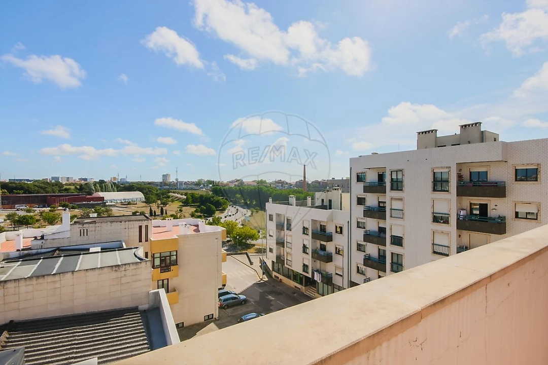 Apartamento T2 para Arrendamento em Glória e Vera Cruz Foto 5