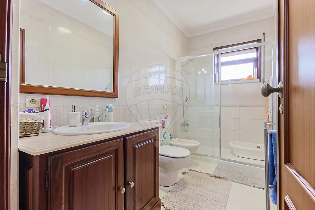 Apartamento T2 para Arrendamento em Glória e Vera Cruz Foto 10