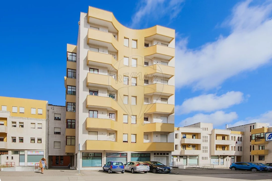 Apartamento T2 para Arrendamento em Glória e Vera Cruz Foto 3