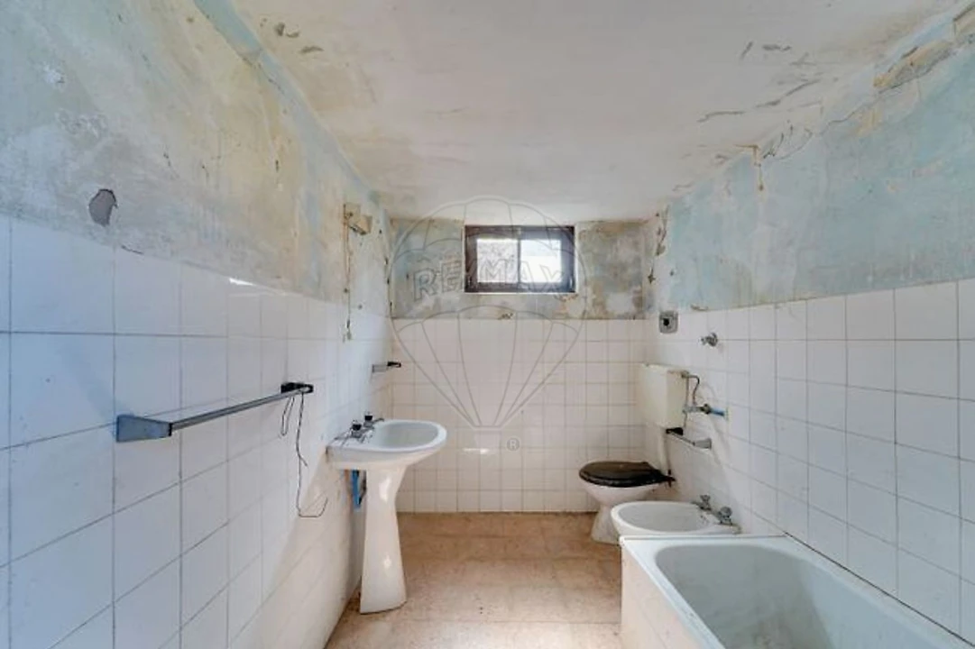 Moradia T3 para Venda em Avelãs de Cima Foto 22