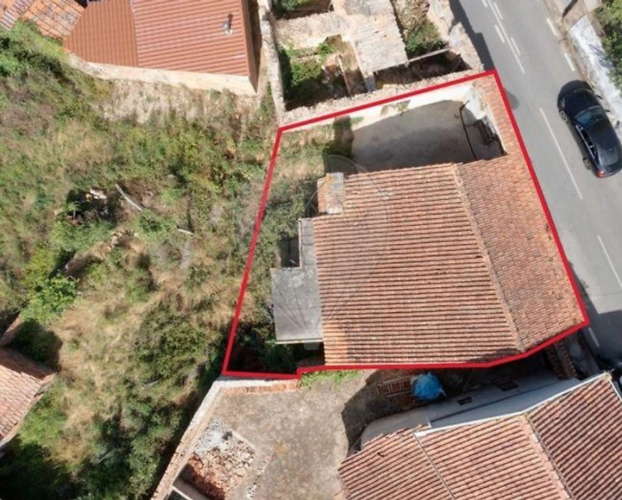 Moradia T3 para Venda em Avelãs de Cima Foto 23