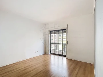 Apartamento T2 para Venda em Algueirão-Mem Martins