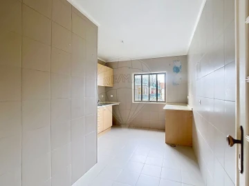 Apartamento T2 para Venda em Algueirão-Mem Martins