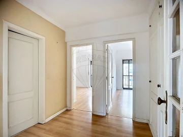 Apartamento T2 para Venda em Algueirão-Mem Martins
