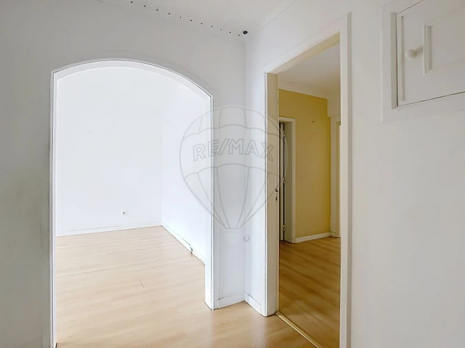 Apartamento T2 para Venda em Algueirão-Mem Martins Foto 8