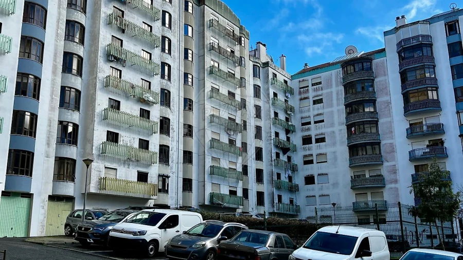 Apartamento T2 para Venda em Algueirão-Mem Martins Foto 4
