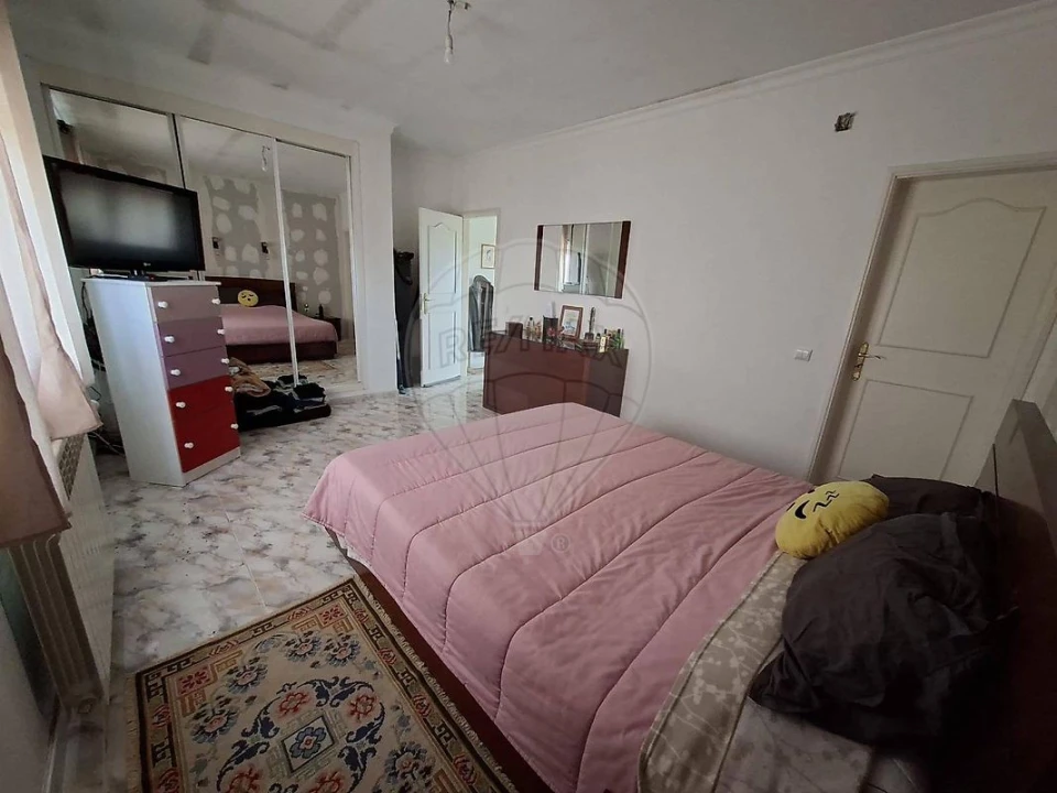 Moradia T4 para Venda em Gaeiras Foto 14