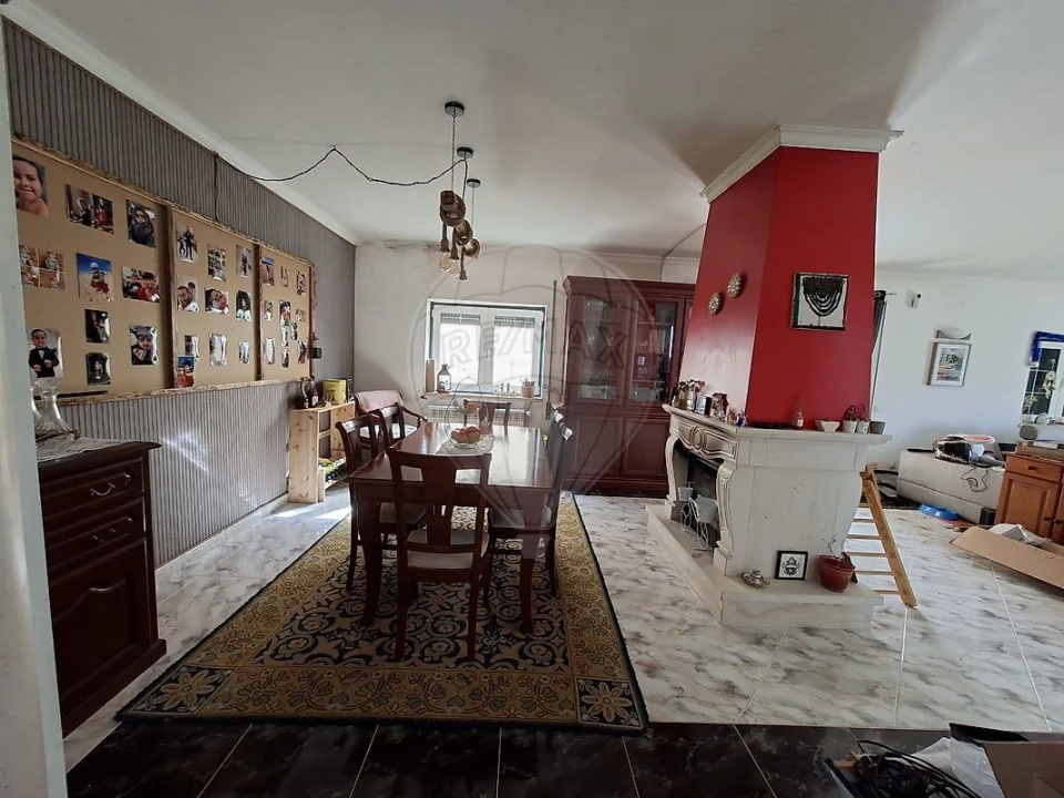 Moradia T4 para Venda em Gaeiras Foto 12