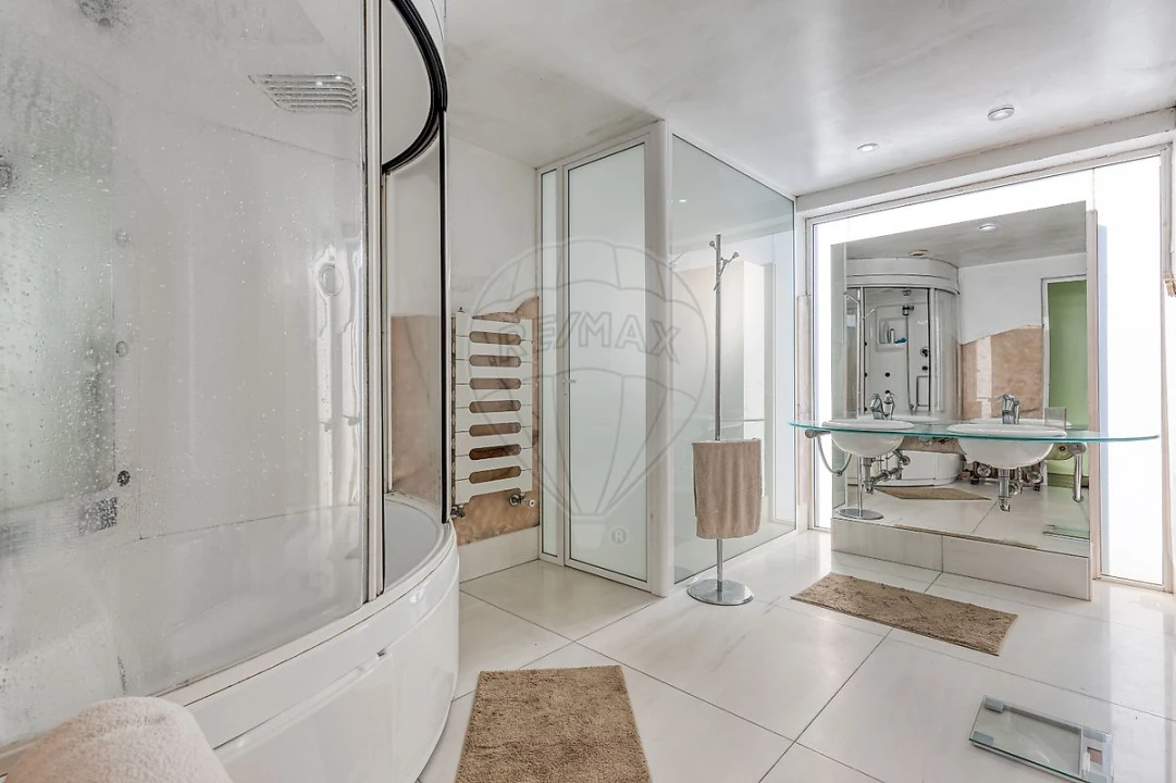 Moradia T10 para Venda em Arcozelo Foto 30