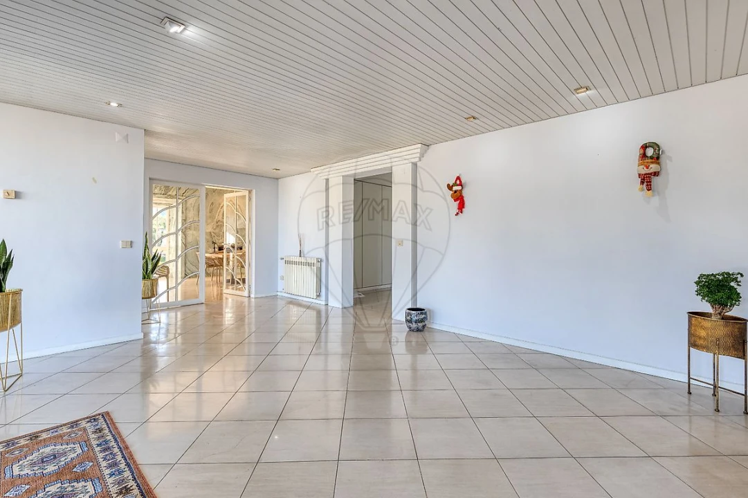 Moradia T10 para Venda em Arcozelo Foto 18