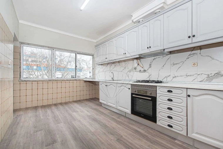 Apartamento T2 para Arrendamento em Seixal, Arrentela e Aldeia de Paio Pires Foto 17