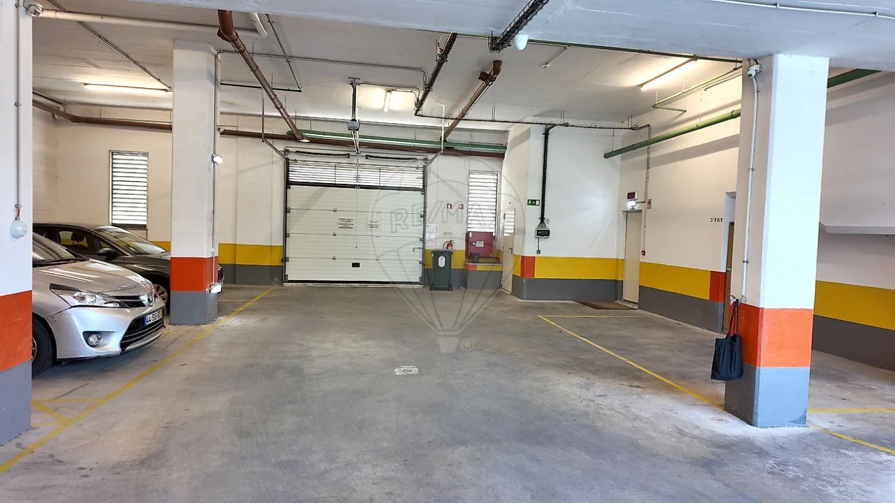 Apartamento T2 para Venda em São Vicente Foto 9