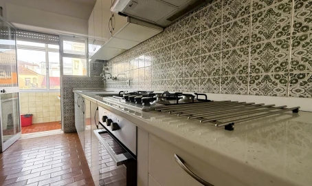 Apartamento T3 para Venda em Póvoa de Varzim, Beiriz e Argivai