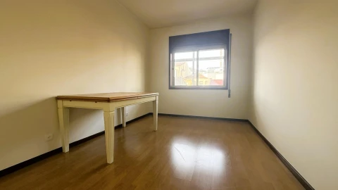 Apartamento T3 para Venda em Póvoa de Varzim, Beiriz e Argivai
