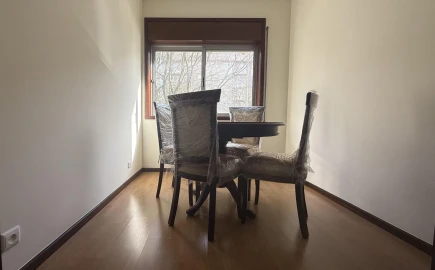 Apartamento T3 para Venda em Póvoa de Varzim, Beiriz e Argivai