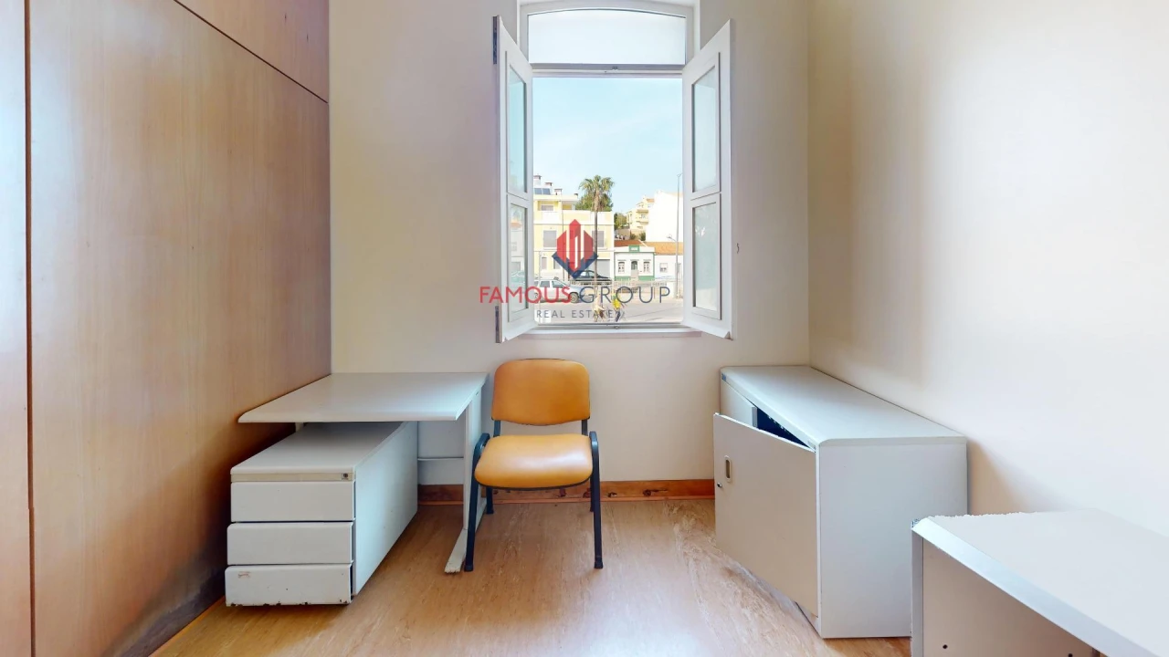Negócio para Venda em Ferragudo Foto 50
