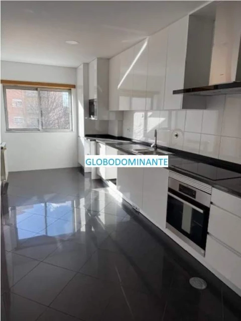 Apartamento T4 para Venda em São Vitor (Braga)