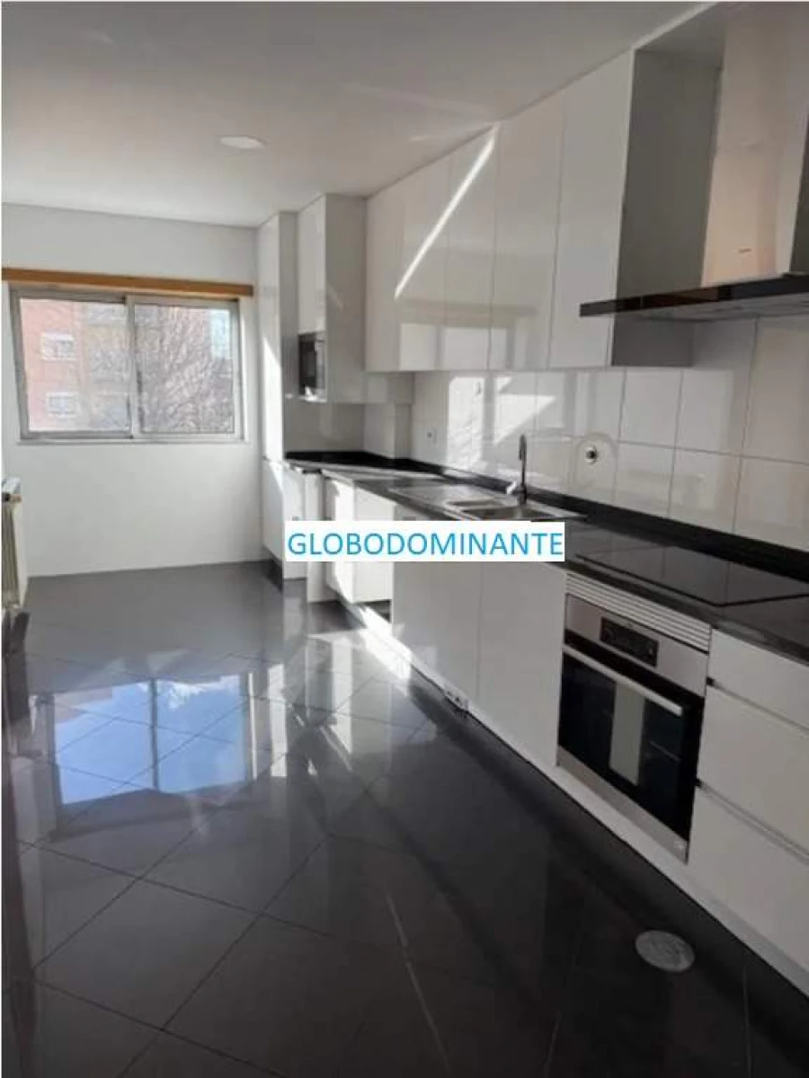 Apartamento T4 para Venda em São Vitor (Braga) Foto 13