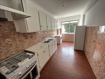Apartamento T2 para Venda em Agualva e Mira-Sintra