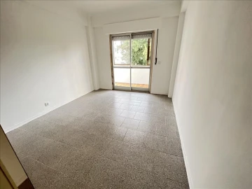 Apartamento T2 para Venda em Agualva e Mira-Sintra
