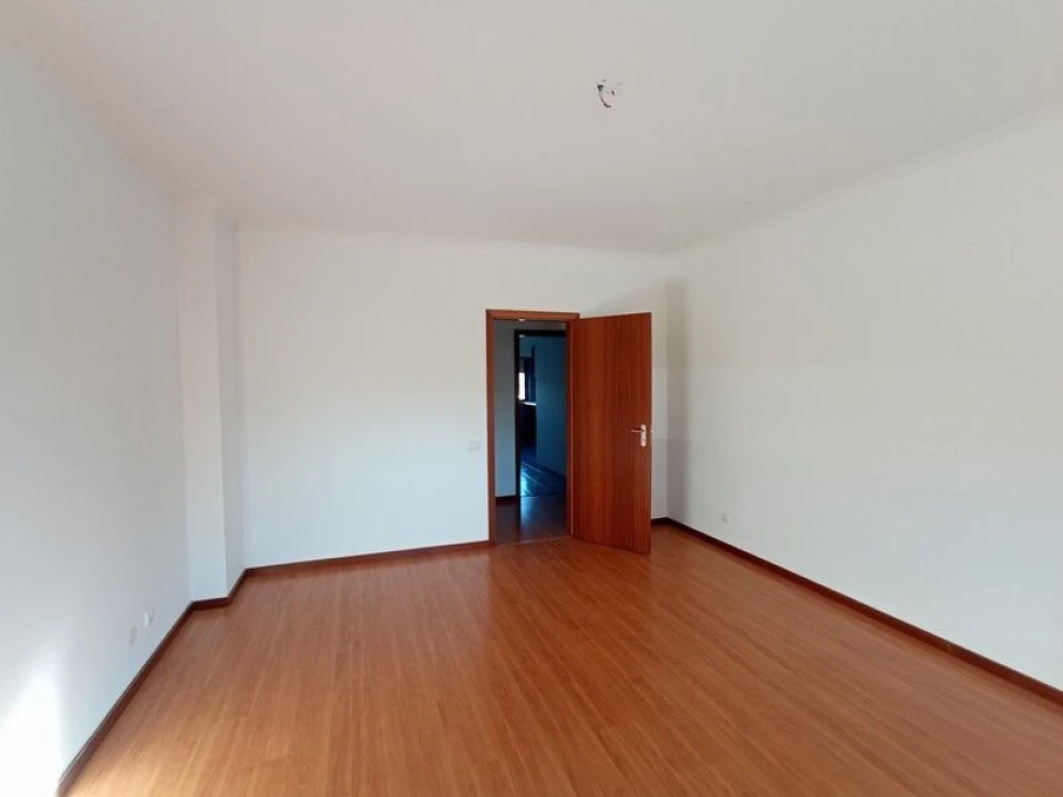 Apartamento T3 para Venda em Alenquer (Santo Estêvão e Triana) Foto 4