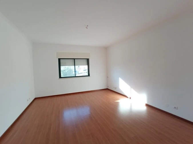 Apartamento T3 para Venda em Alenquer (Santo Estêvão e Triana) Foto 3