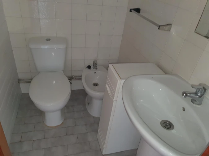 Apartamento T3 para Venda em Vilar de Andorinho Foto 13