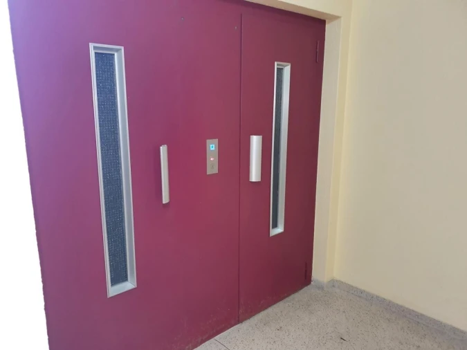 Apartamento T3 para Venda em Vilar de Andorinho Foto 2