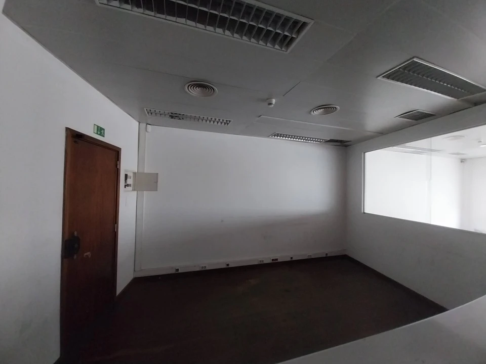 Escritório para Venda em Leiria, Pousos, Barreira e Cortes Foto 5