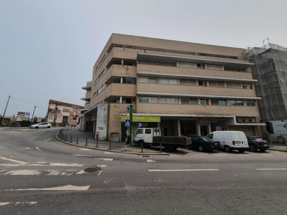Apartamento T3 para Venda em Rio Tinto Foto 1