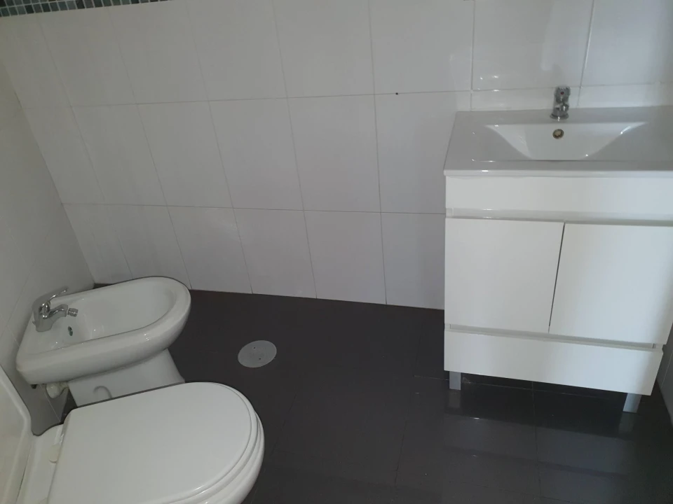 Apartamento T3 para Venda em Rio Tinto Foto 12