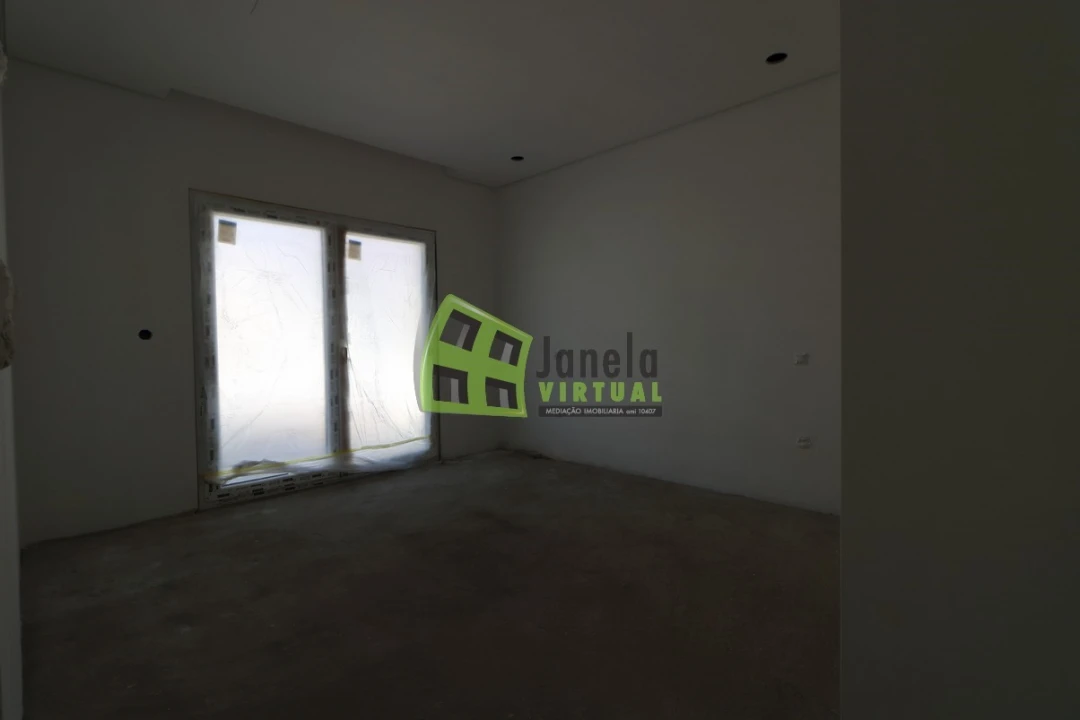 Moradia T3 para Venda em Quinta do Conde Foto 8