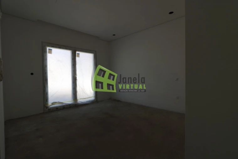 Moradia T3 para Venda em Quinta do Conde Foto 8