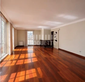 Apartamento T5 para Venda em Cedofeita, Santo Ildefonso, Sé, Miragaia, São Nicolau e Vitória