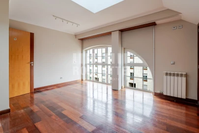 Apartamento T5 para Venda em Cedofeita, Santo Ildefonso, Sé, Miragaia, São Nicolau e Vitória
