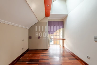 Apartamento T5 para Venda em Cedofeita, Santo Ildefonso, Sé, Miragaia, São Nicolau e Vitória