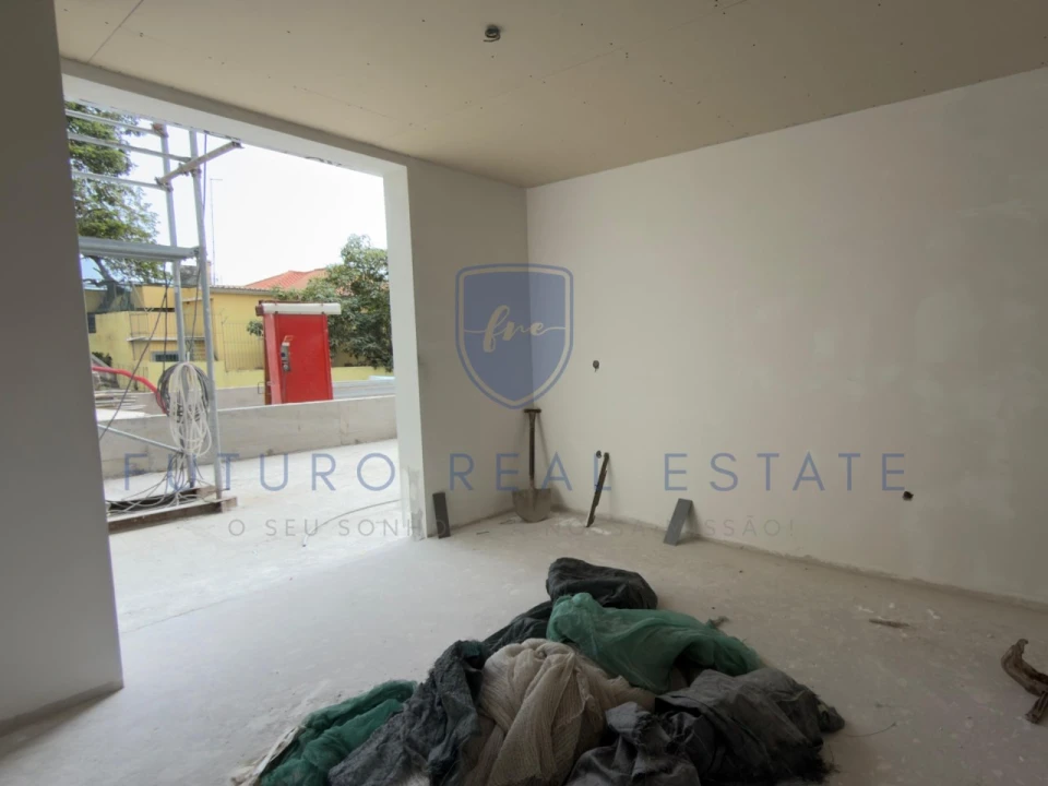 Apartamento T2 para Venda em Funchal (Santa Luzia) Foto 2