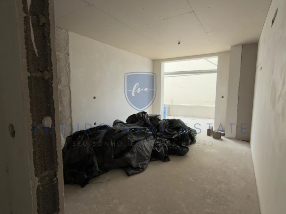 Apartamento T2 para Venda em Funchal (Santa Luzia) Foto 5