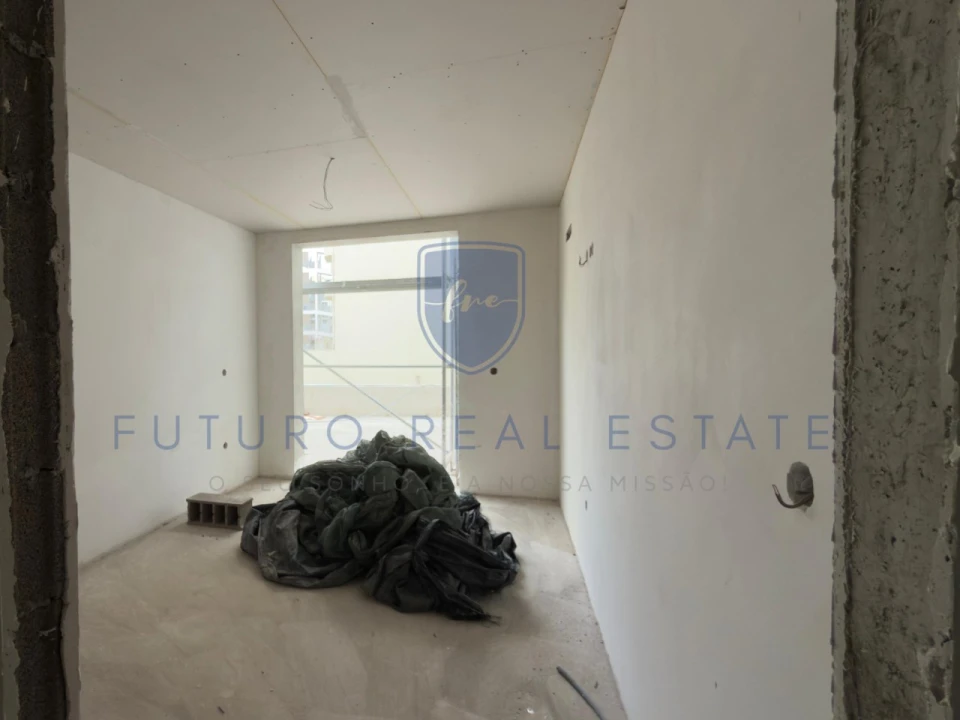 Apartamento T2 para Venda em Funchal (Santa Luzia) Foto 9
