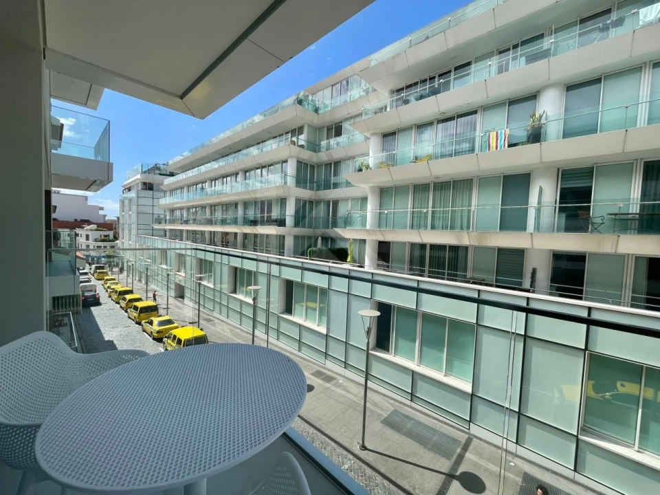 Apartamento T1 para Arrendamento em Funchal (Se) Foto 9