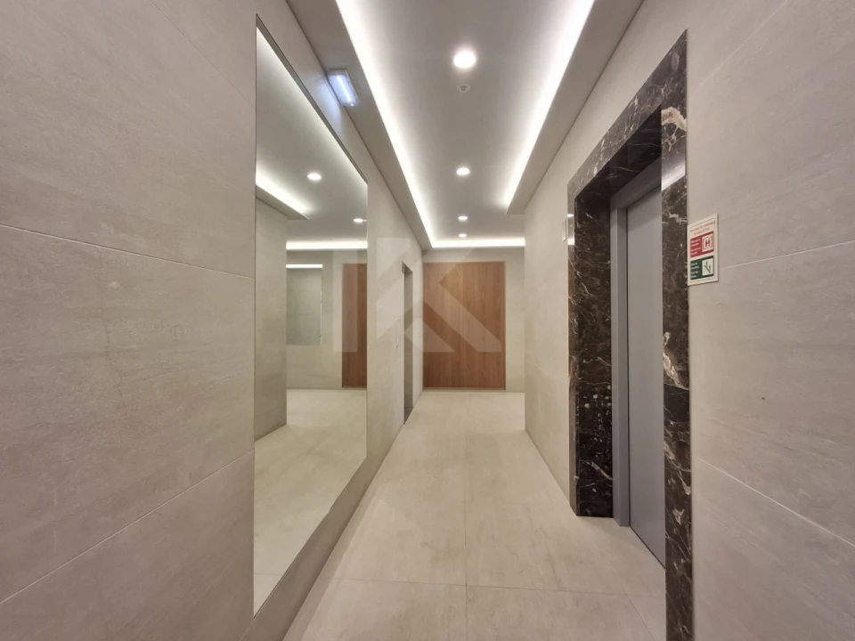 Apartamento T1 para Arrendamento em Funchal (Se) Foto 16