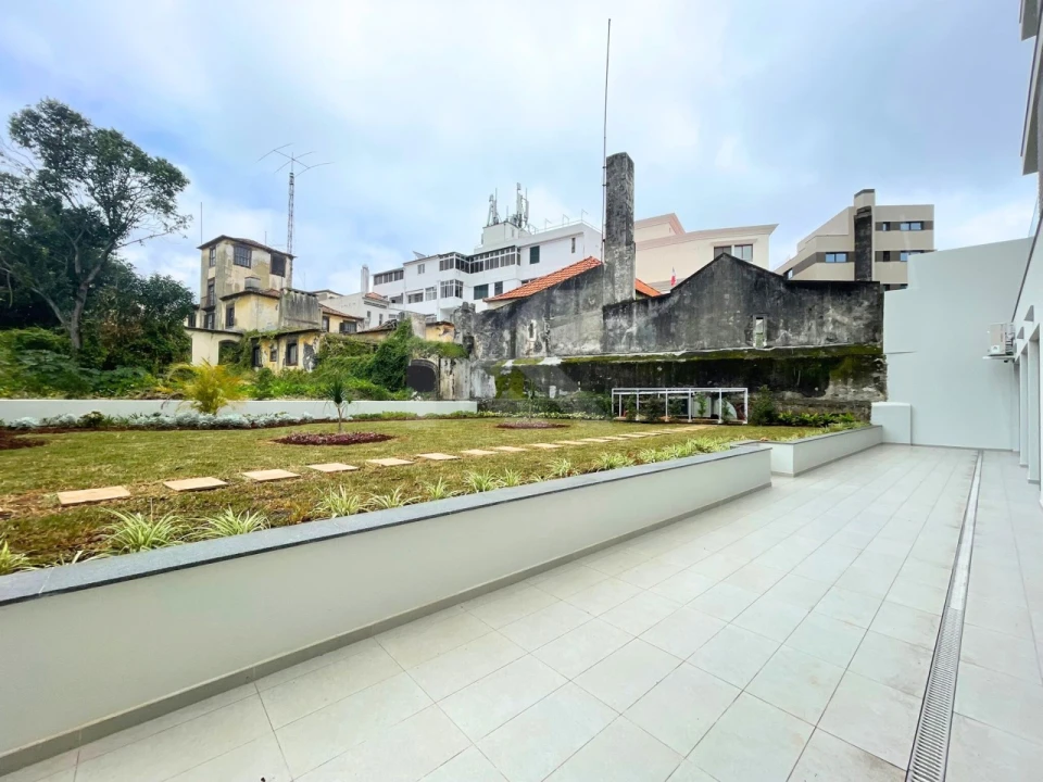 Apartamento T1 para Arrendamento em Funchal (Se) Foto 19