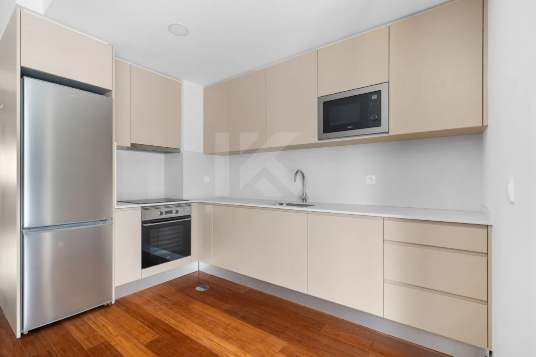 Apartamento T1 para Arrendamento em Funchal (Se) Foto 8