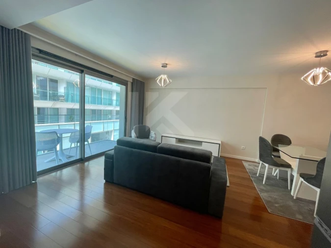 Apartamento T1 para Arrendamento em Funchal (Se) Foto 4