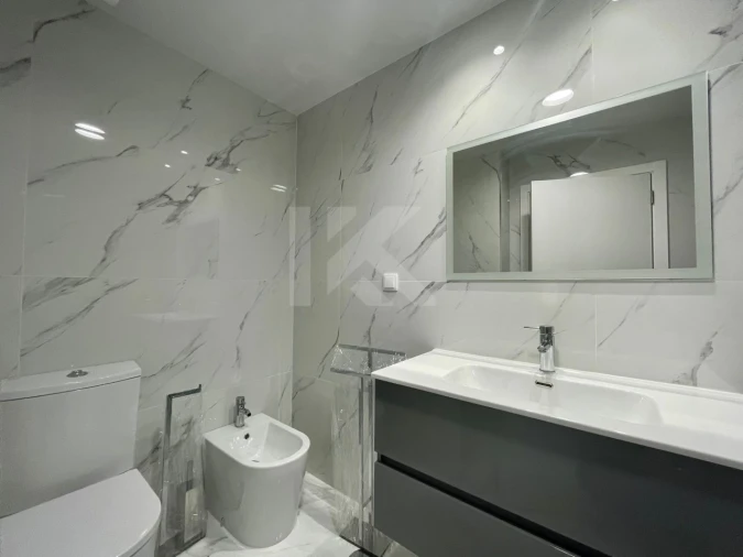 Apartamento T1 para Arrendamento em Funchal (Se) Foto 14